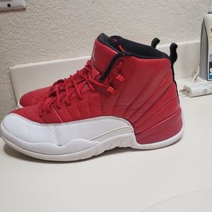 Nike air jordan 12 retro gym red